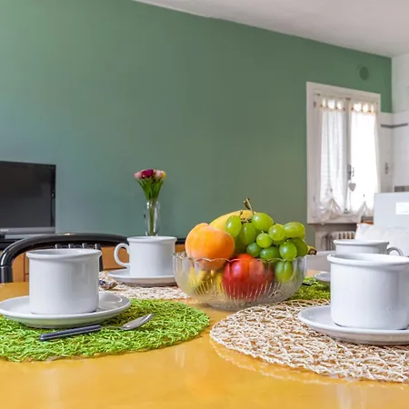Aurelia Pescheria Apartment *